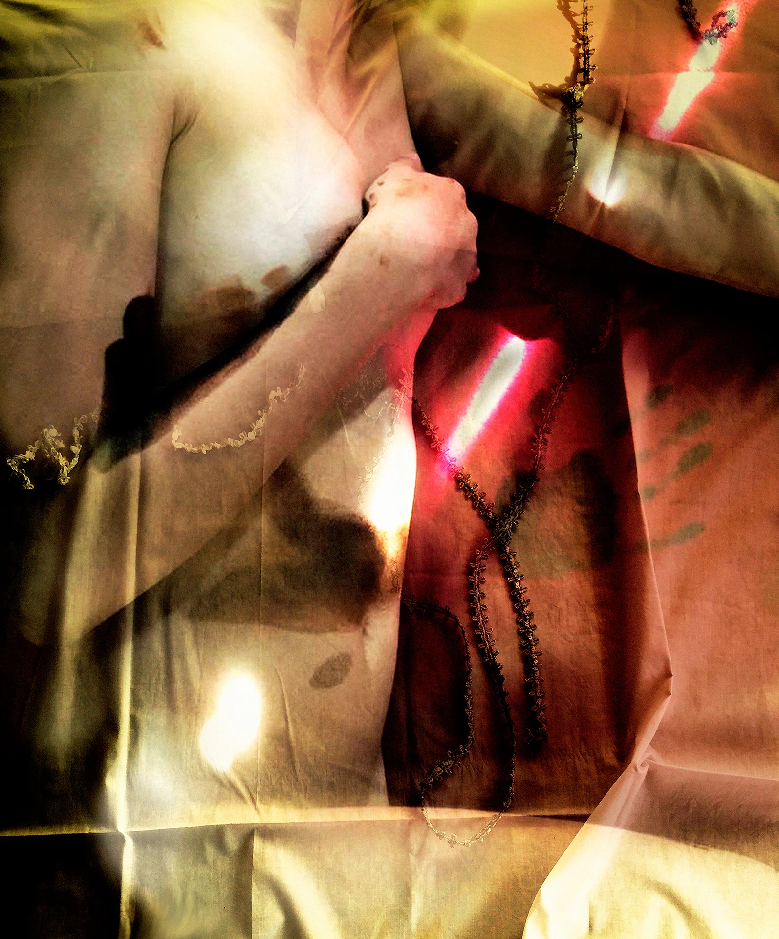 Relatos del cuerpo desplazado - Fotomontaje digital - heridas - 80cm x 100cm - 2016