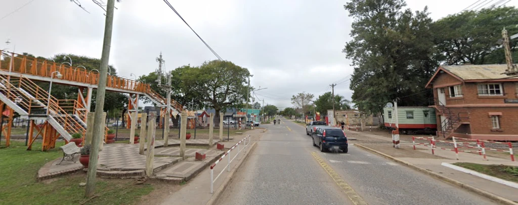 Paso a nivel central en Laguna Paiva