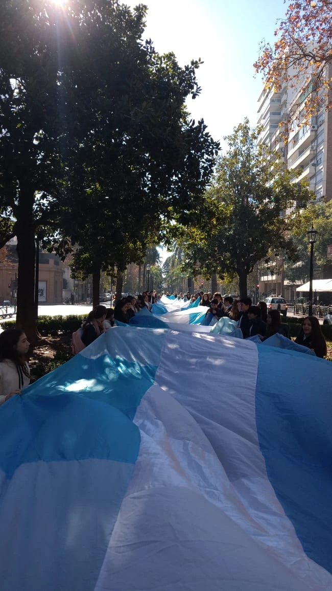 11-BANDERAZO-25TT.webp