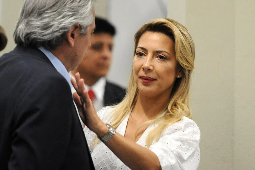 Alberto Fernández acusa a Fabiola de violenta, pero fue ella la que apareció golpeada