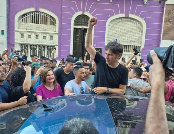 Milei responde a las críticas de Kicillof y la de marcha LGBTIQ+ y reafirma sus posturas sobre ideología de género