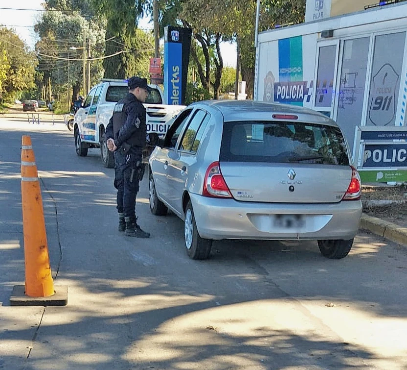 Fuerte operativo de seguridad en Pilar: 20 detenidos y 25 vehículos secuestrados