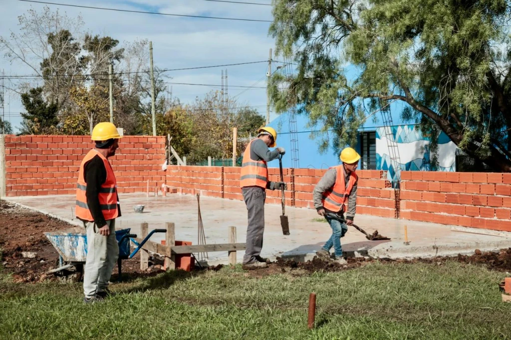 Avanzan las obras que transforman el barrio Peruzzotti