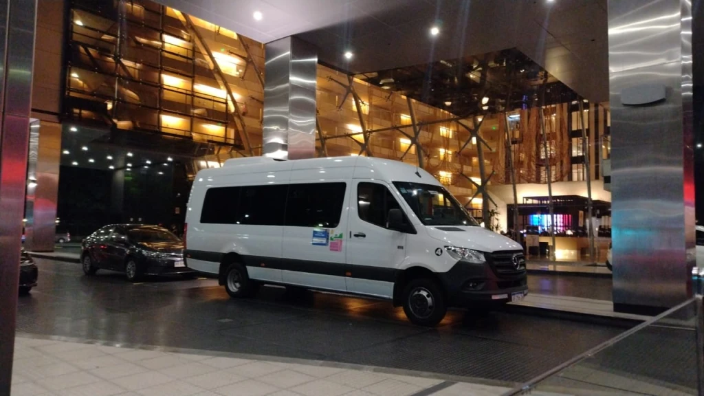 MERCEDES SPRINTER 19 pax 