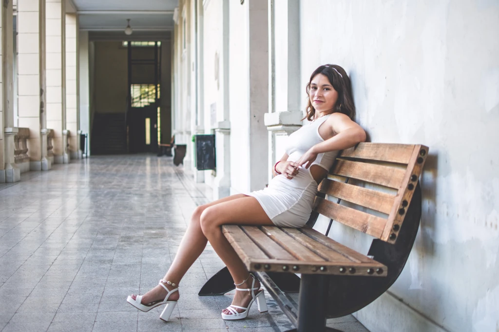 Simona Book