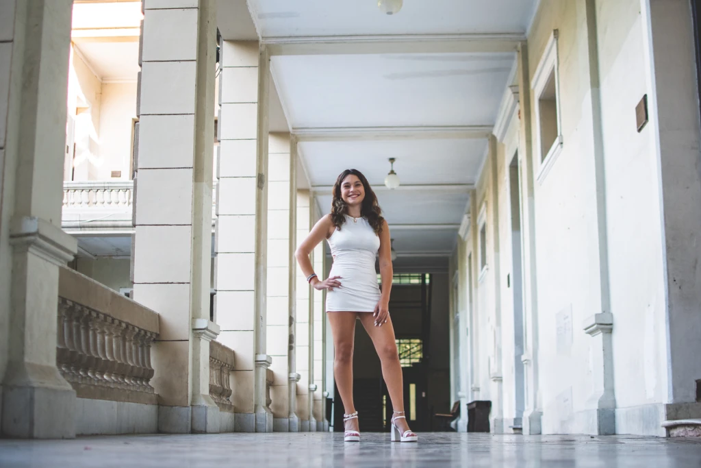 Simona Book