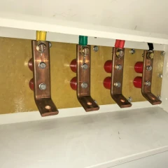 Bornes de conexión Grupo electrógeno