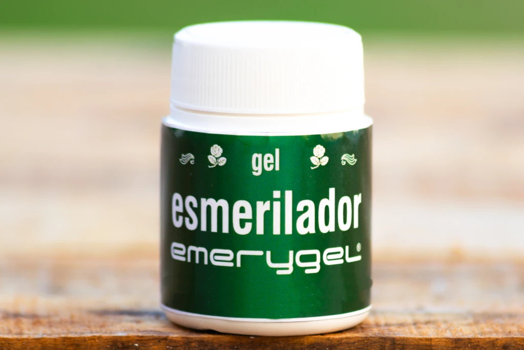 emerrrrrr1de1.webp