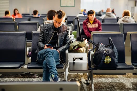 Jet lag: cómo adaptarte al horario del destino sin sufrirlo