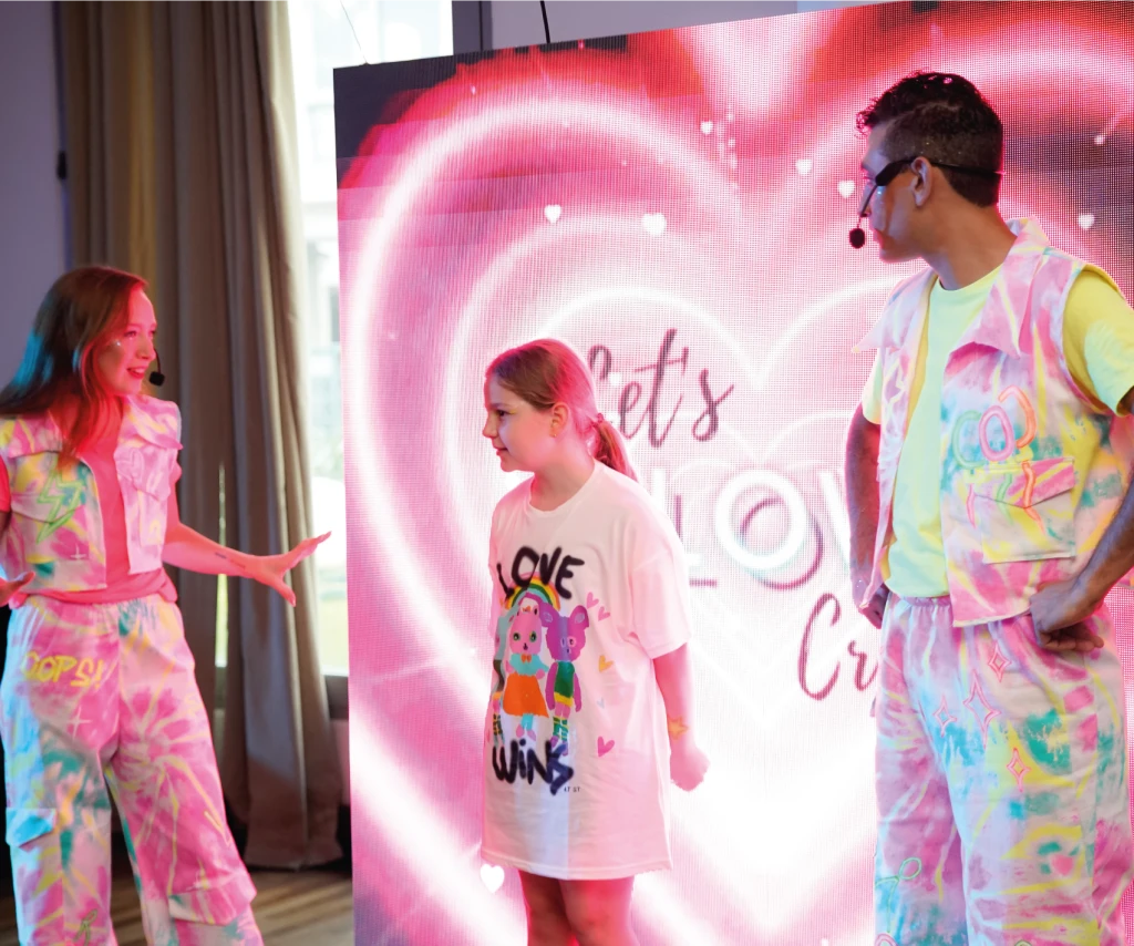 glow-party-2.webp