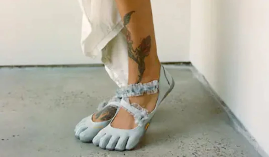 Vibram FiveFingers: los zapatos más polémicos y deseados de 2025, según Vogue y The Guardian