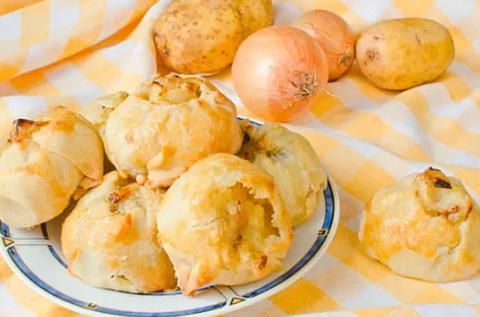 Receta-de-Knishes-de-Papa.webp