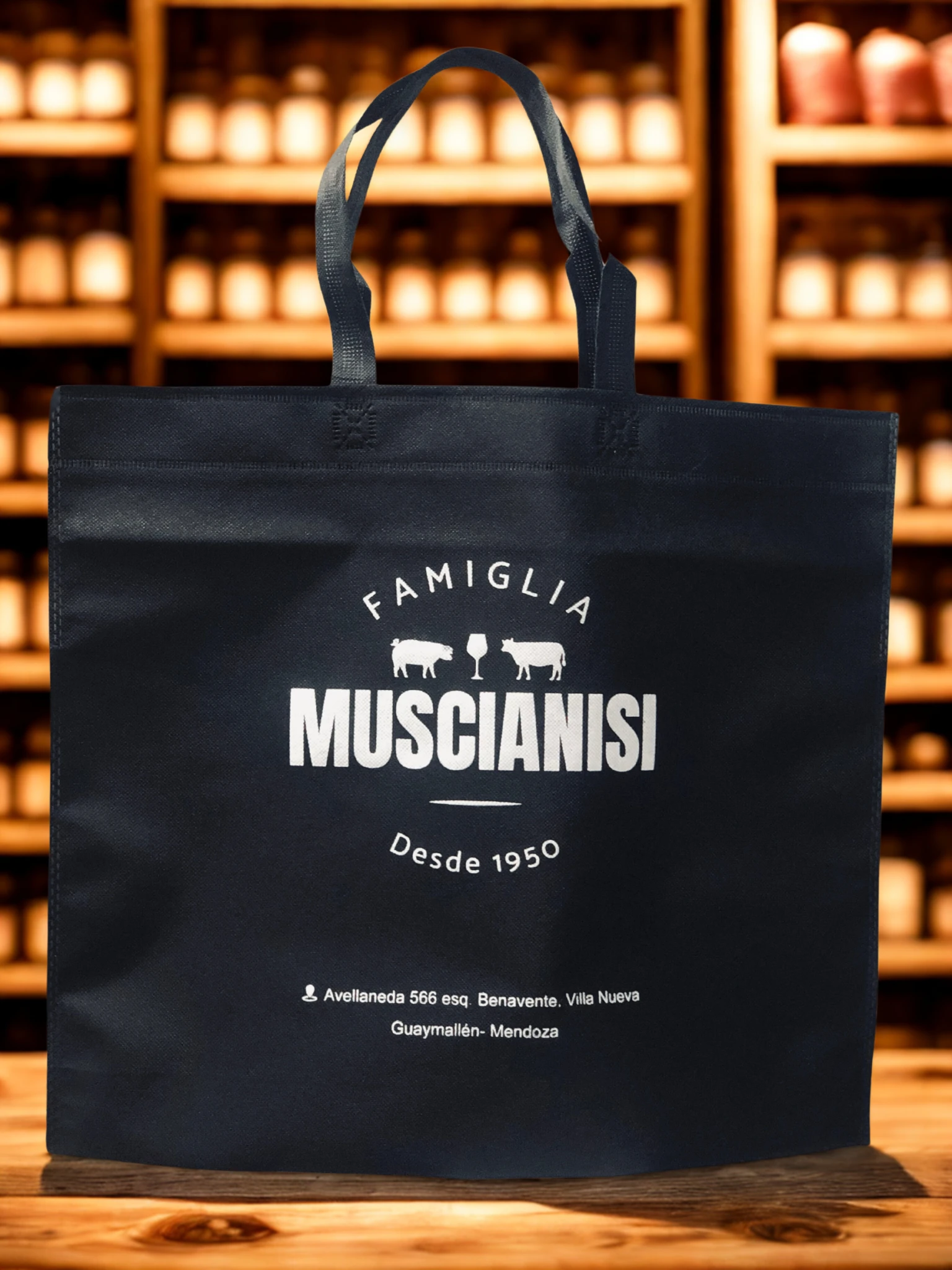 MuscianisiBolsaNegraTelaFriselinaManija45x401.webp