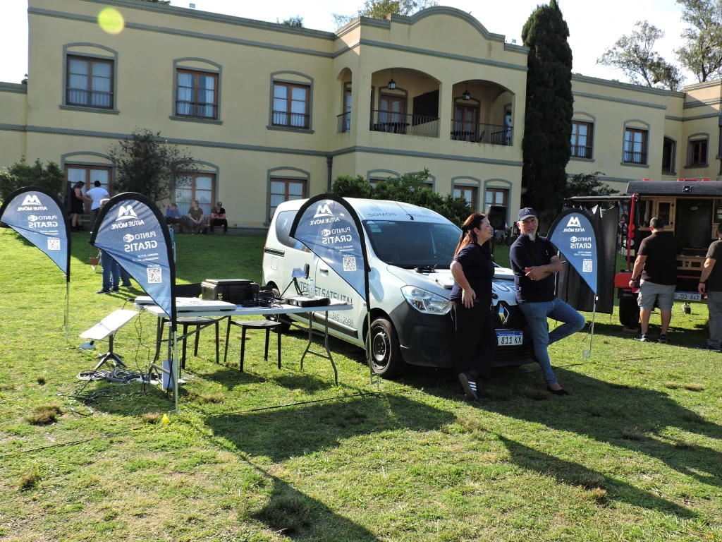 Stand Aitué Comunicaciones