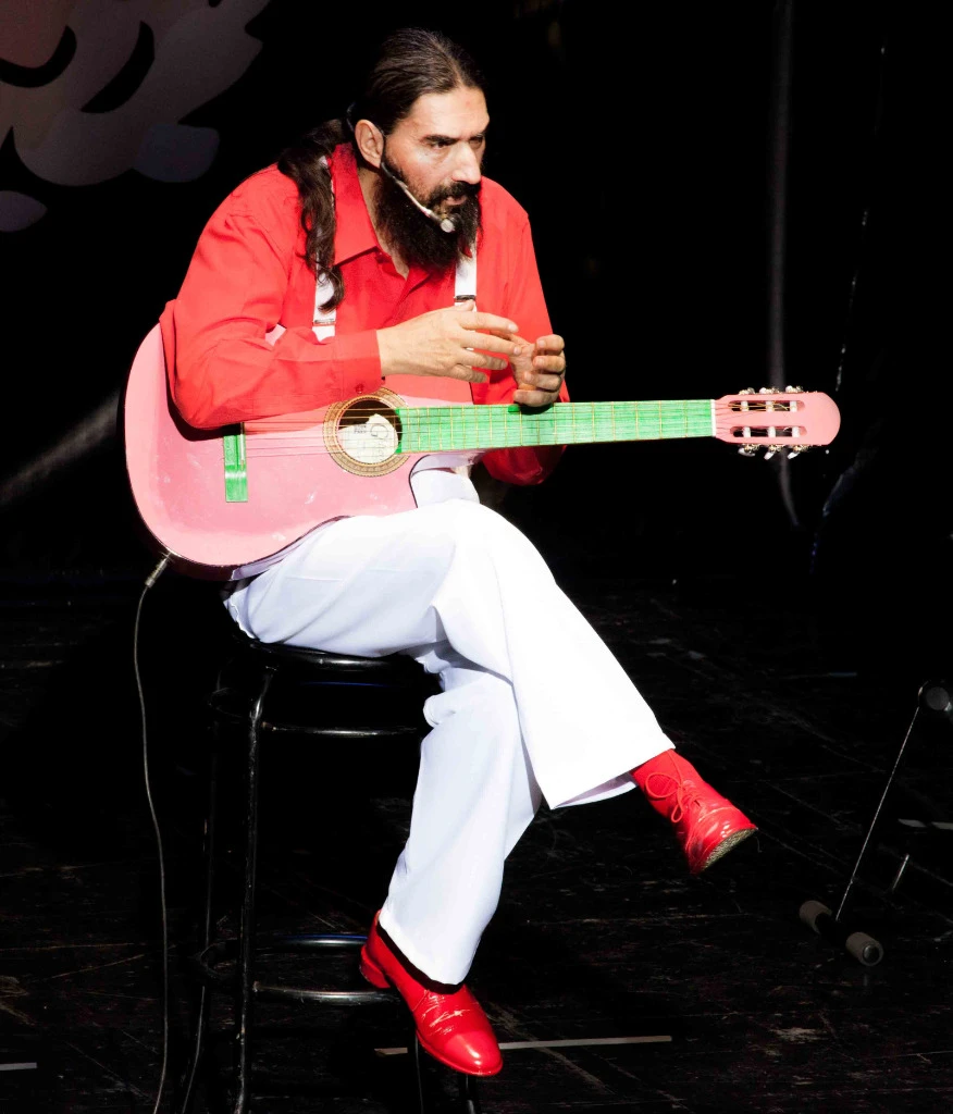 HUGO VARELA EXPLOSIVO. 