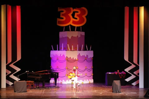 "33 SON MEJORES" 