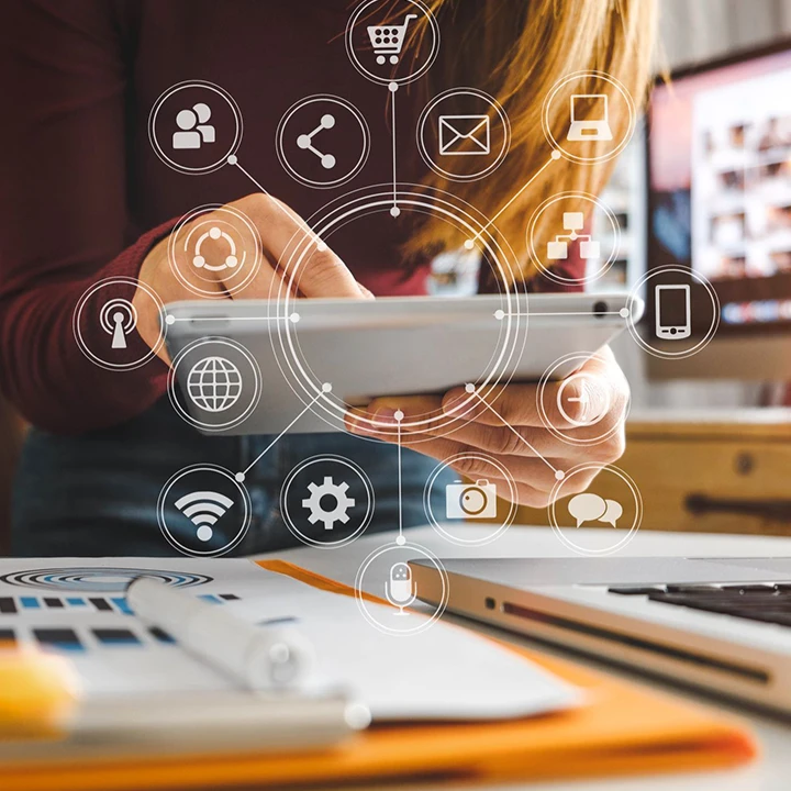 Diferencia entre E-Business e E-Commerce ¿Existe? Diferencia entre E-Business e E-Commerce ¿Existe?