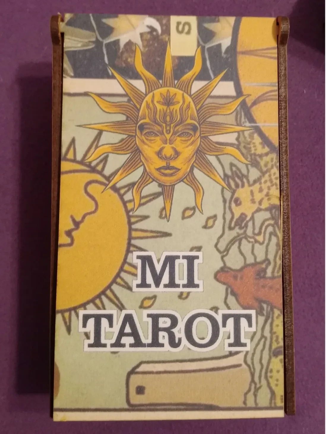 Caja porta mazo de cartas