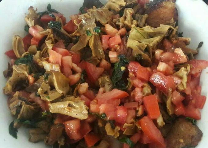 ENSALADA DE GÍRGOLAS