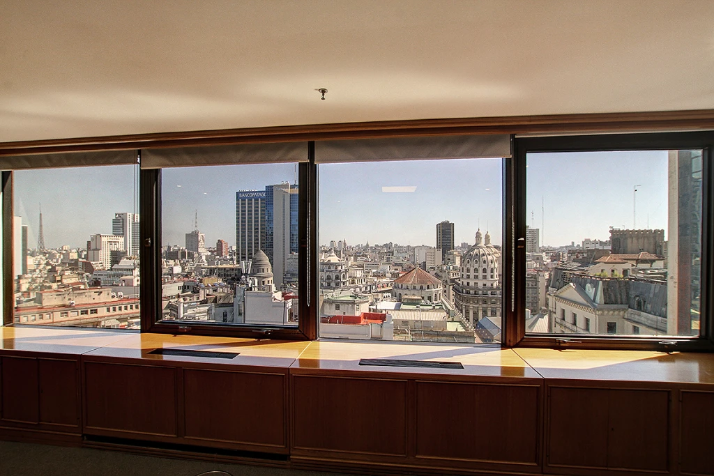 Edificio Banco Santander Río Pisos Varios