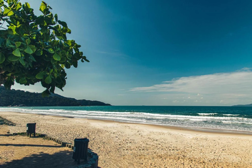 image-governador-celso-ramos-res-ilha-do-arvoredo-hotel-14.webp