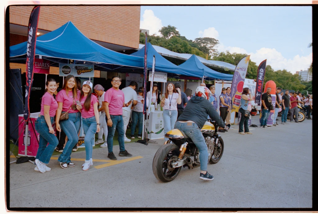 PORTRA400-JUANC-12.webp