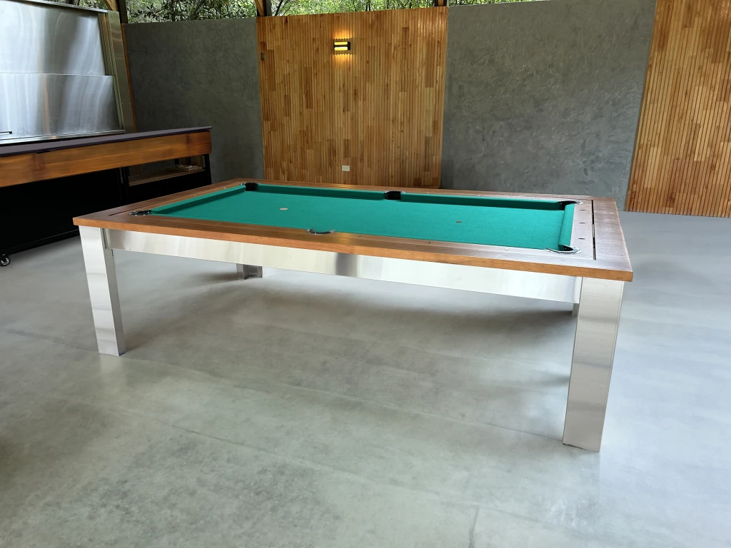 Combinación de acero inoxidable y madera
