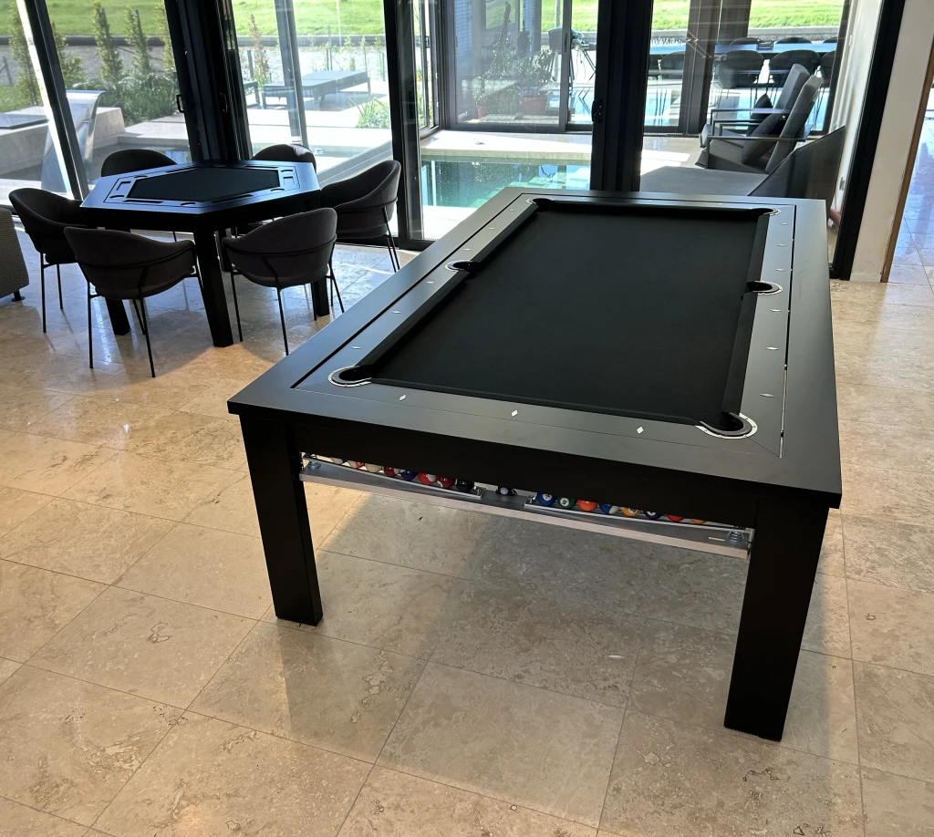 Realizada integramente en madera