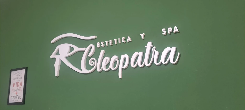 283c1ab8-2c25-4a50-8f98-282e90658feb.webp