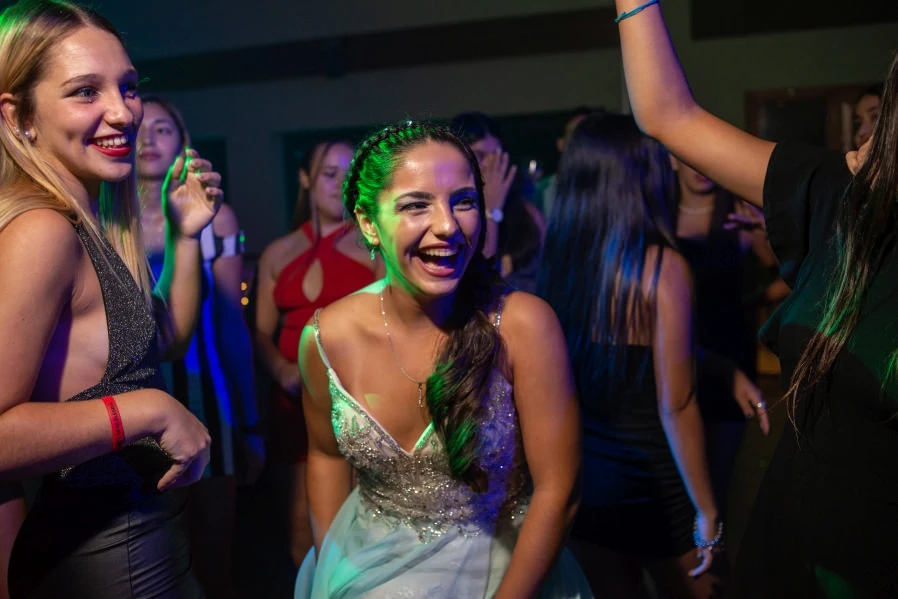 fotografia de la fiesta de quince de helena