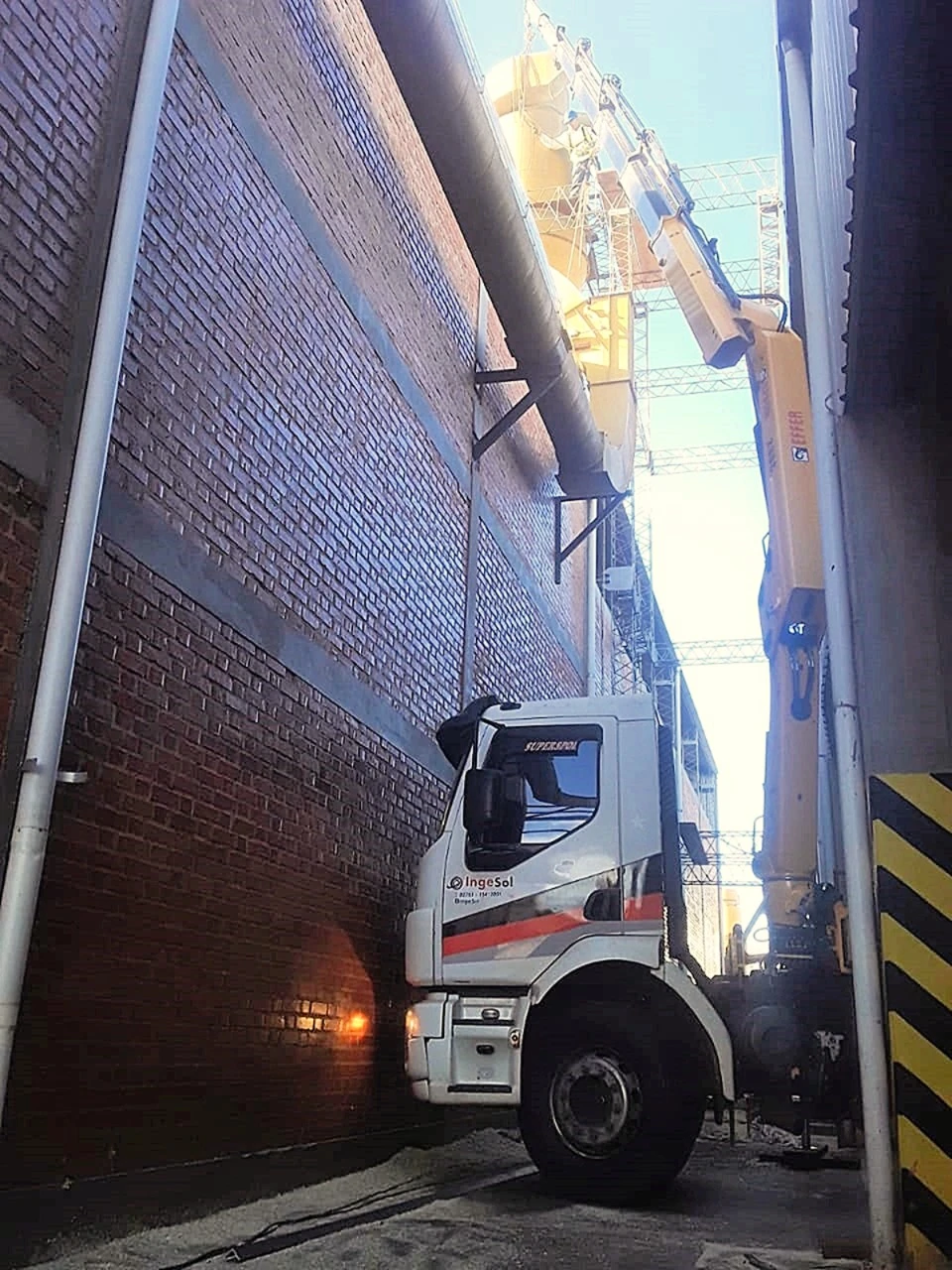 volvo.webp
